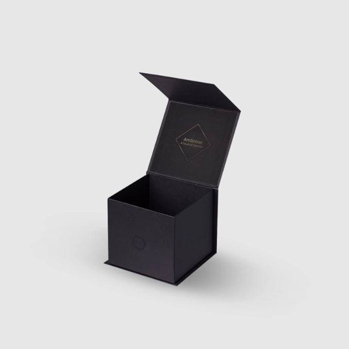 Magnetic-closure-boxes-02